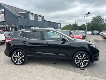 Used Nissan Qashqai 2015 for sale - 75542774: Photo