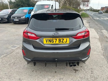 Used Ford Fiesta 2018 for sale - 77780505: Photo