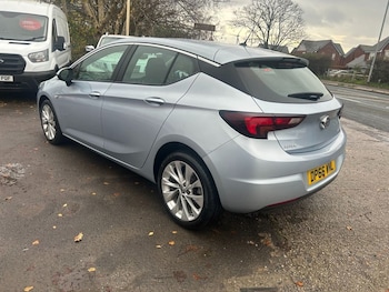 Used Vauxhall Astra 2016 for sale - 76536119: Photo