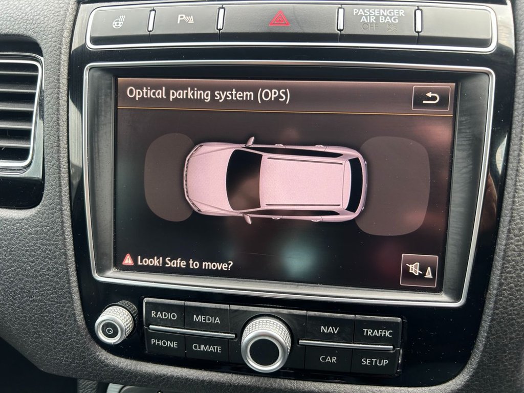 Used Volkswagen Touareg 2015 for sale - 78181788: Photo 10