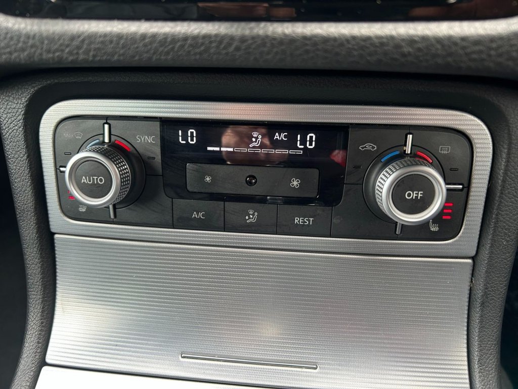 Used Volkswagen Touareg 2015 for sale - 78181788: Photo 11