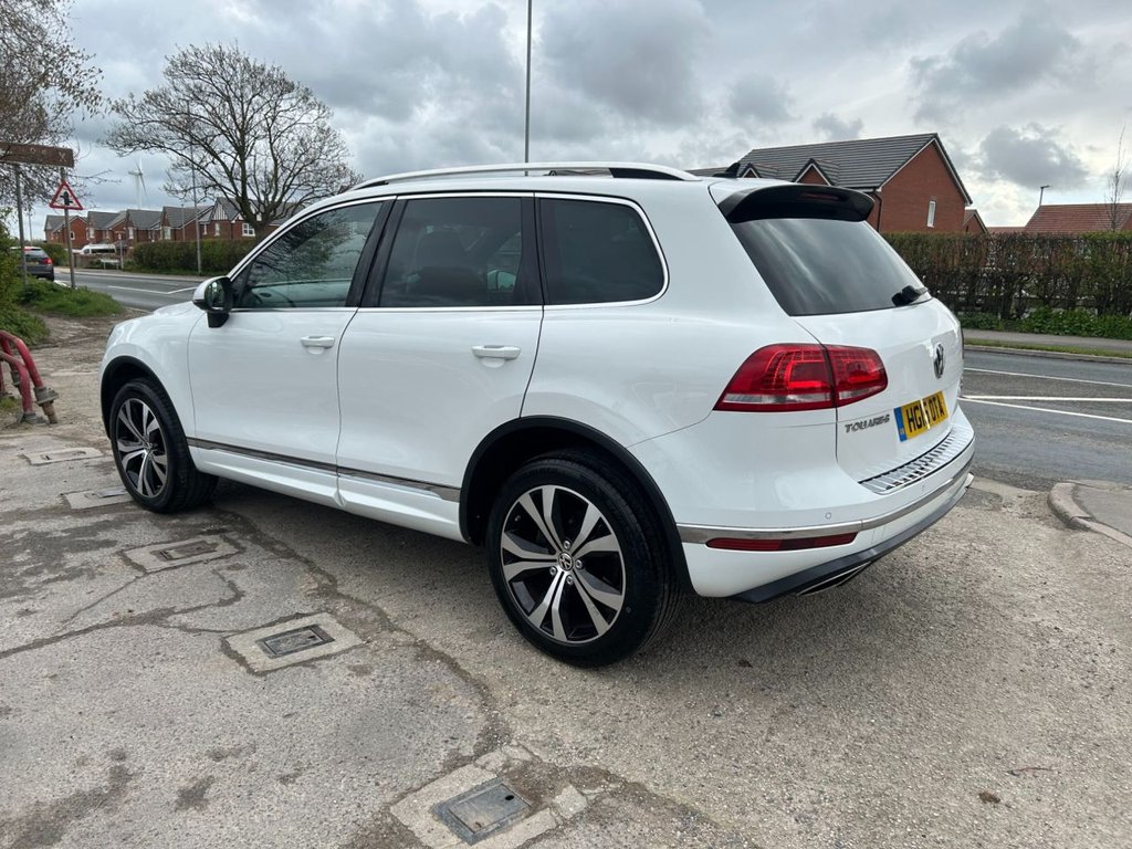 Used Volkswagen Touareg 2015 for sale - 78181788: Photo 2