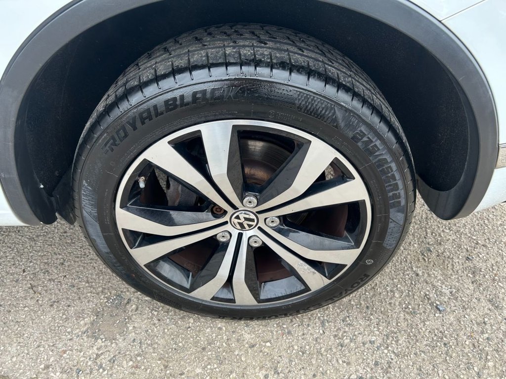 Used Volkswagen Touareg 2015 for sale - 78181788: Photo 22