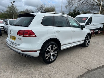 Used Volkswagen Touareg 2015 for sale - 78181788: Photo