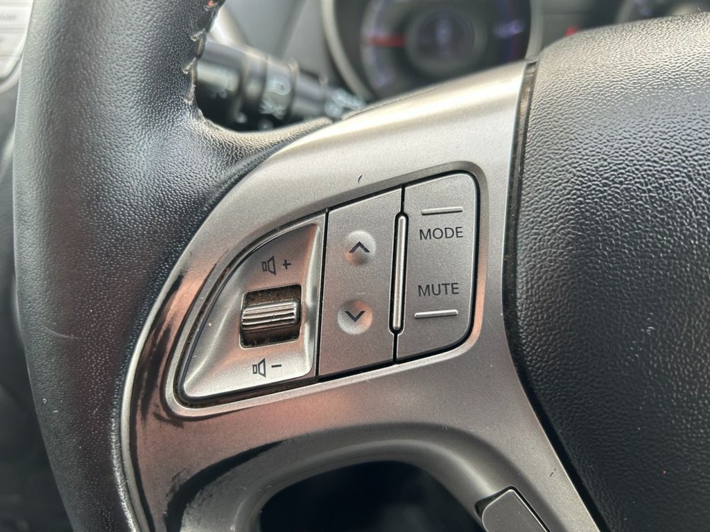 Used Hyundai Ix35 2010 for sale - 76740562: Photo 13