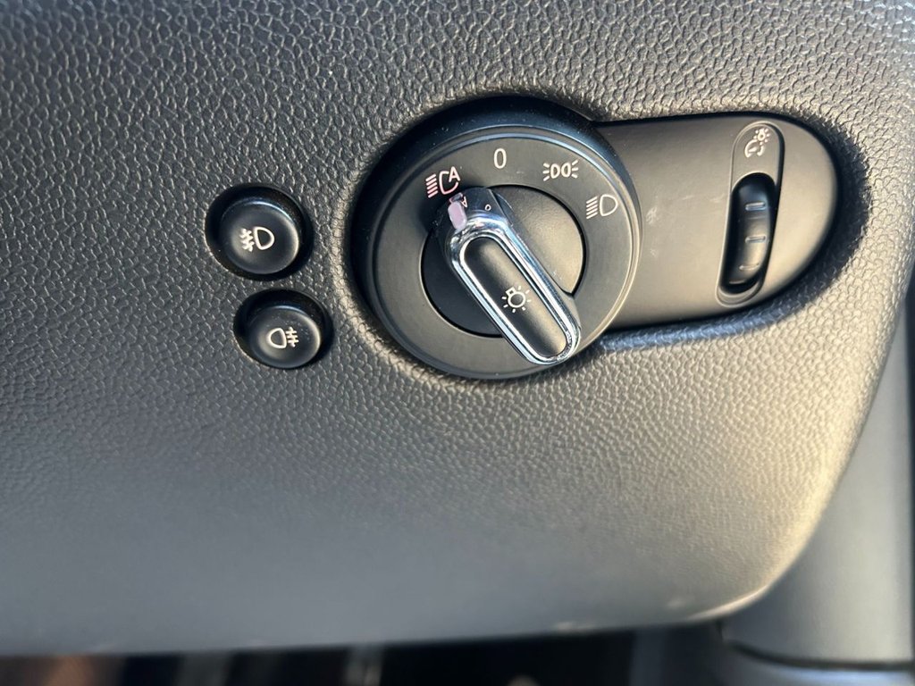 Used MINI Hatch 2017 for sale - 76686343: Photo 12