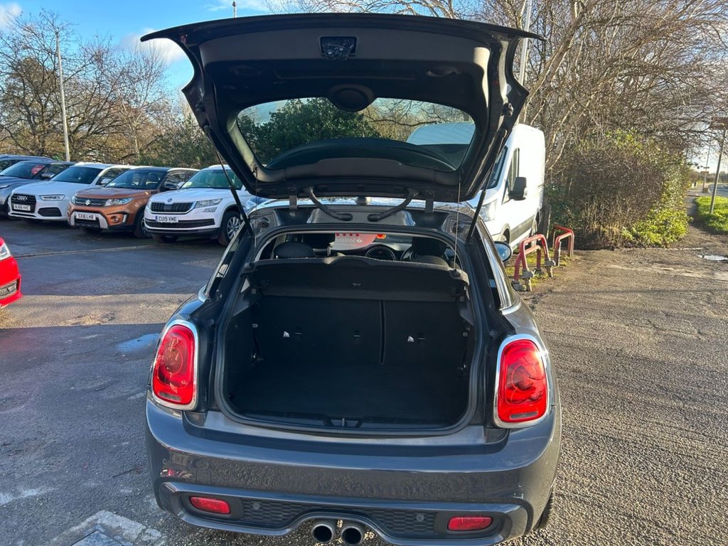 Used MINI Hatch 2017 for sale - 76686343: Photo 7