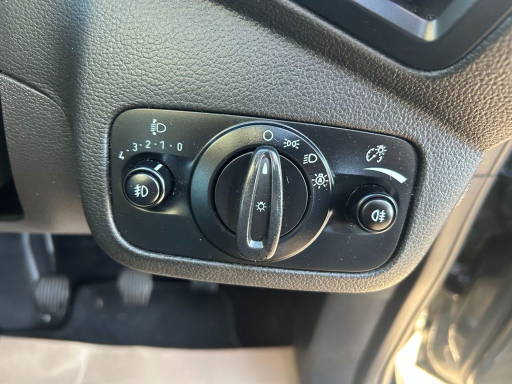 Used Ford C-Max 2017 for sale - 76605187: Photo 18