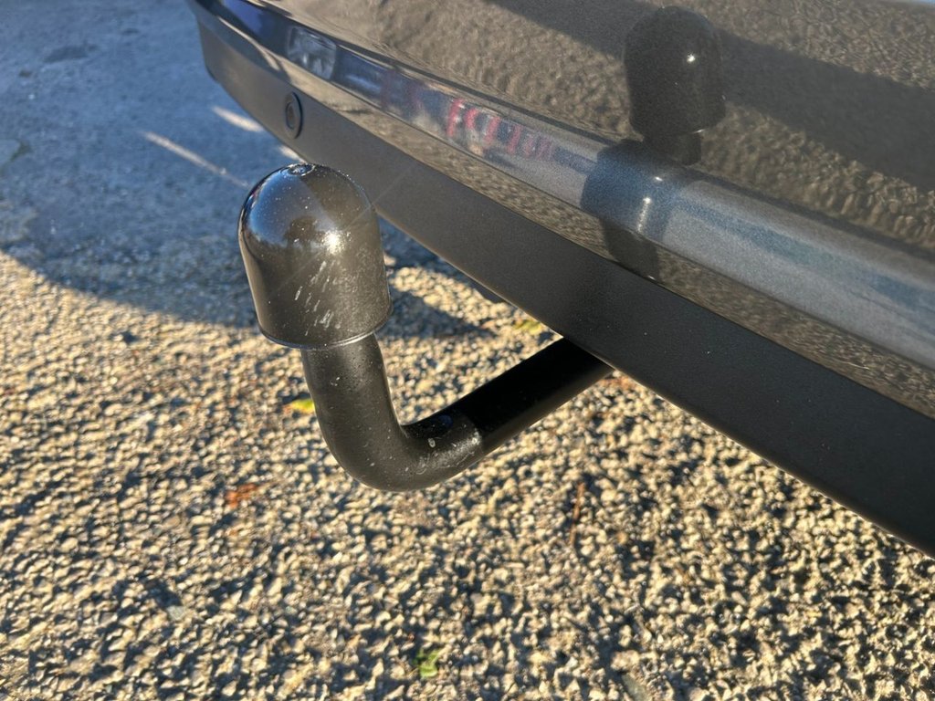 Used Ford C-Max 2017 for sale - 76605187: Photo 21