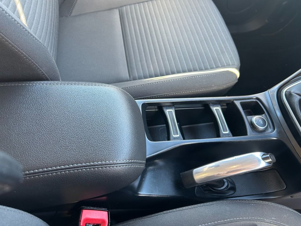 Used Ford C-Max 2017 for sale - 76605187: Photo 7