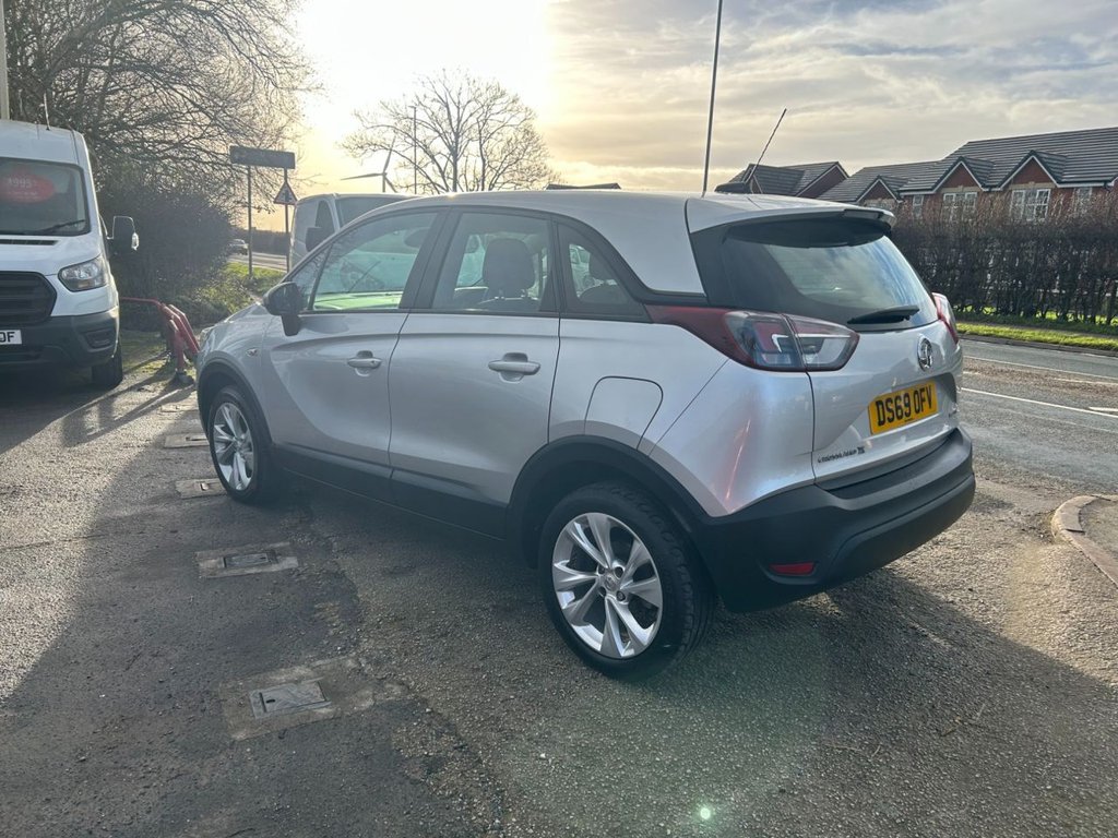 Used Vauxhall Crossland X 2019 for sale - 77263020: Photo 2