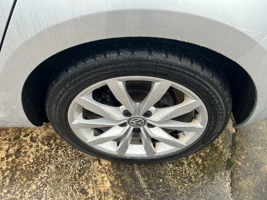 Used Volkswagen Golf 2014 for sale - 77621648: Photo 21