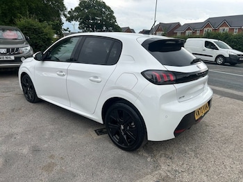 Used Peugeot 208 2020 for sale - 78919609: Photo