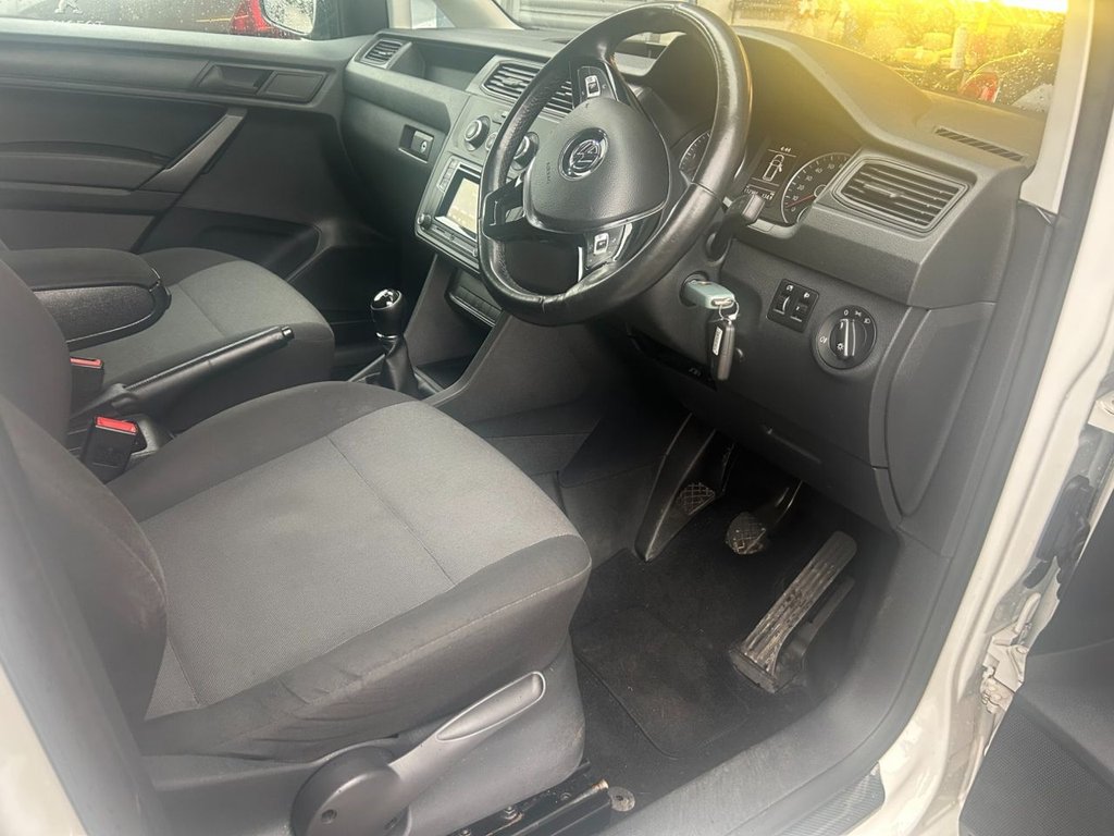 Used Volkswagen Caddy 2018 for sale - 77464187: Photo 4
