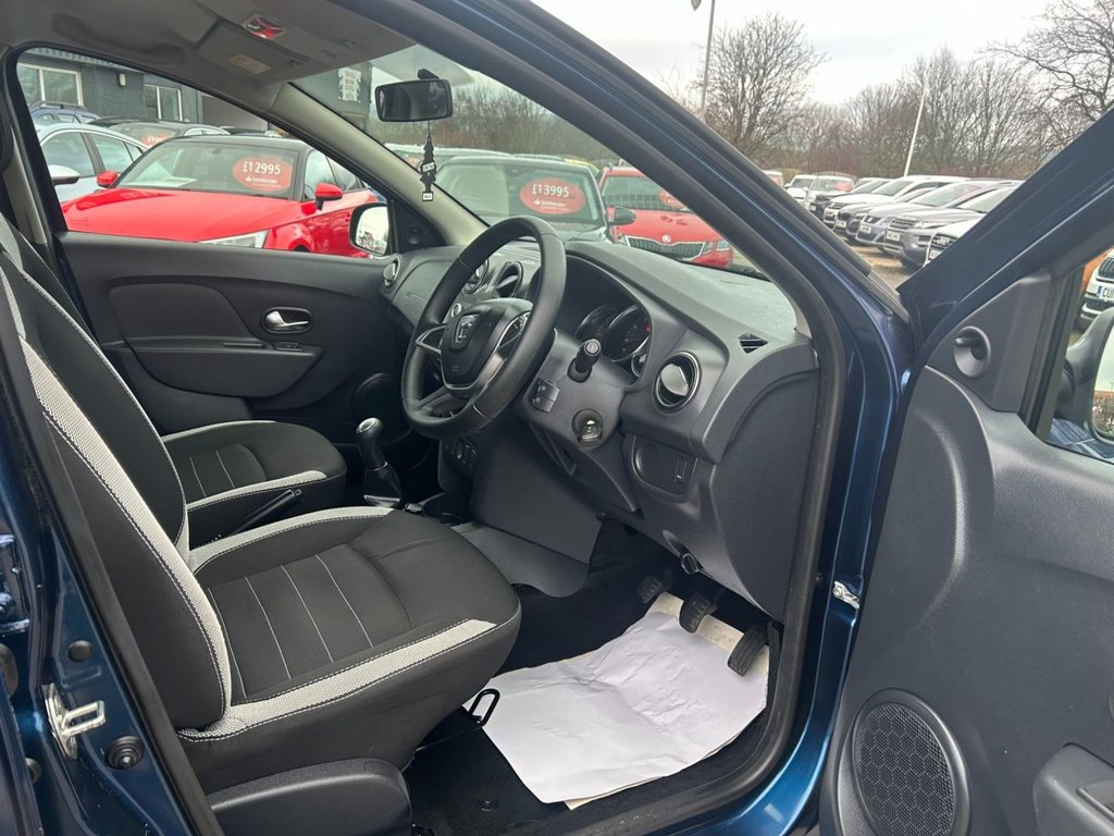 Used Dacia Sandero Stepway 2018 for sale - 77038407: Photo 12