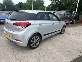 Used Hyundai i20 2015 for sale - 78955508: Photo
