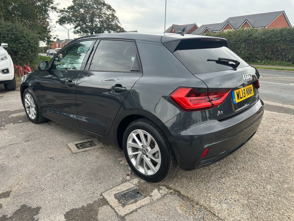 Used Audi A1 2019 for sale - 76147759: Photo 2