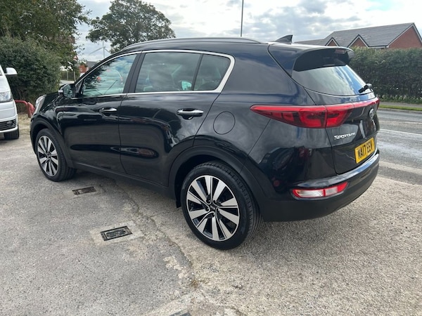 Used Kia Sportage 2017 for sale - 76081121: Photo 2