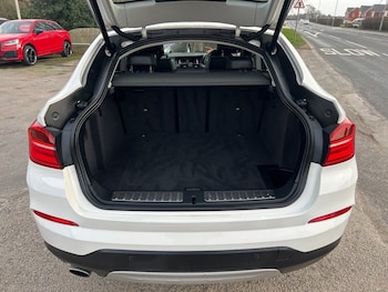 Used BMW X4 2017 for sale - 77765182: Photo