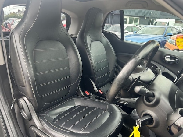 Used smart fortwo 2018 for sale - 76255992: Photo 8
