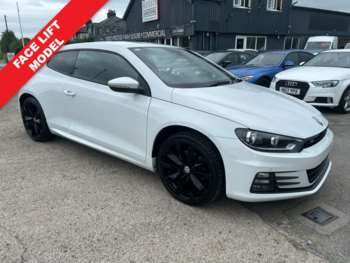 2015 (15) - 2.0 TDI BlueMotion Tech R-Line Hatchback 3dr Diesel Manual Euro 6 (s/s) (18