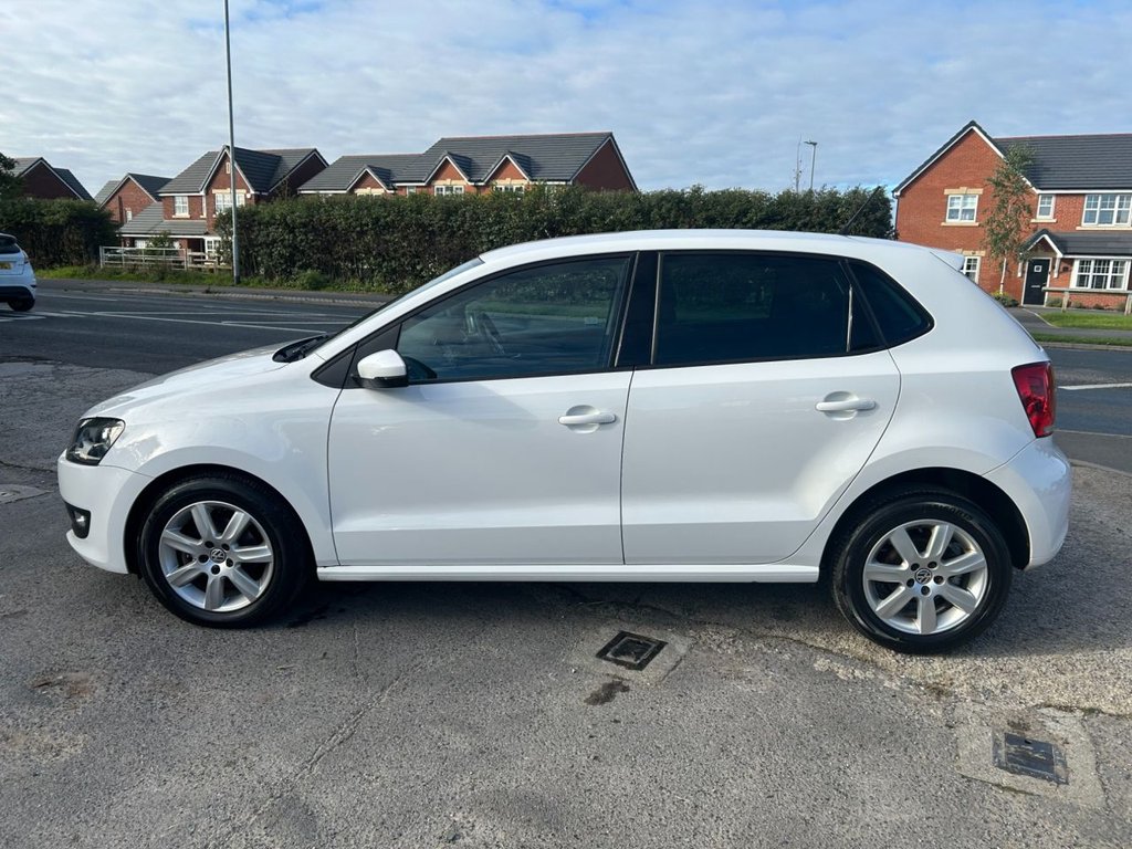 Used Volkswagen Polo 2014 for sale - 76038909: Photo 9