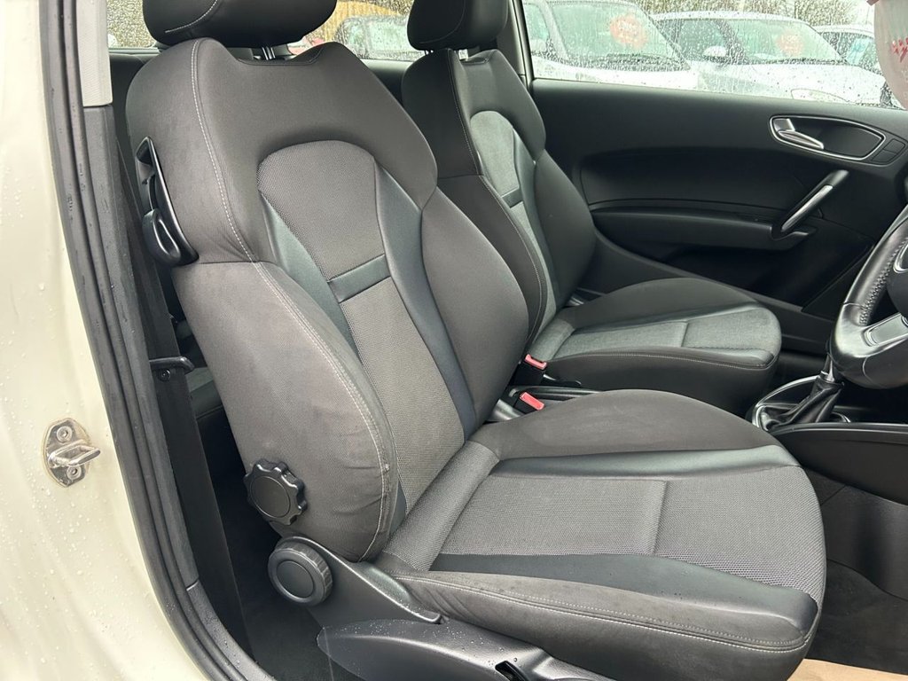 Used Audi A1 2012 for sale - 76797927: Photo 6