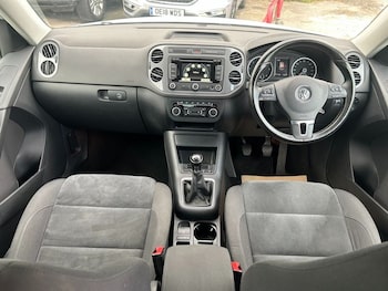 Used Volkswagen Tiguan 2014 for sale - 75527632: Photo
