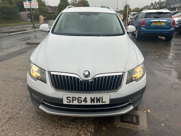 Used Skoda Superb 2014 for sale - 76147732: Photo 13
