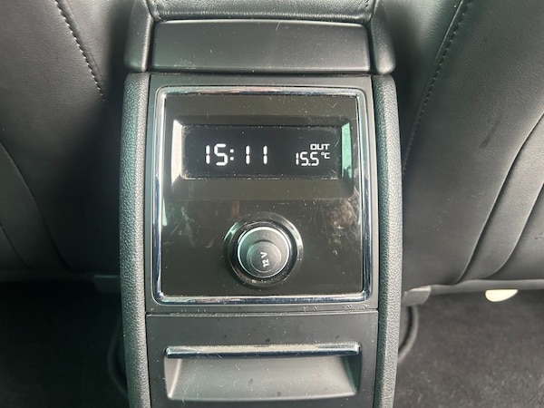 Used Skoda Superb 2014 for sale - 76147732: Photo 23