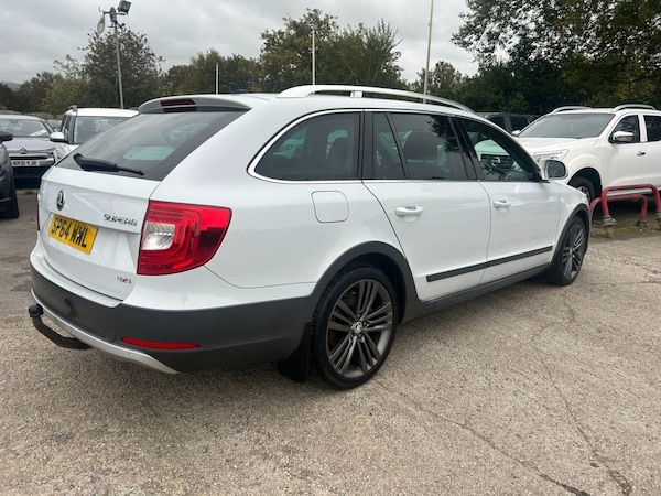 Used Skoda Superb 2014 for sale - 76147732: Photo 3