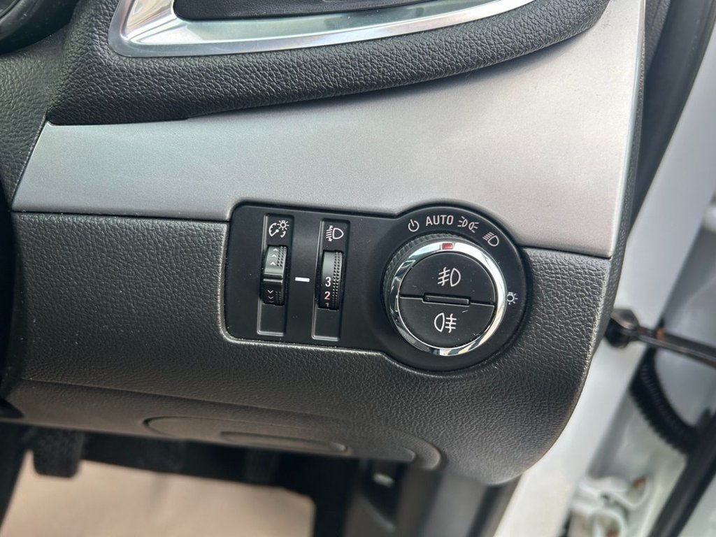 Used Vauxhall Mokka 2015 for sale - 77302664: Photo 10