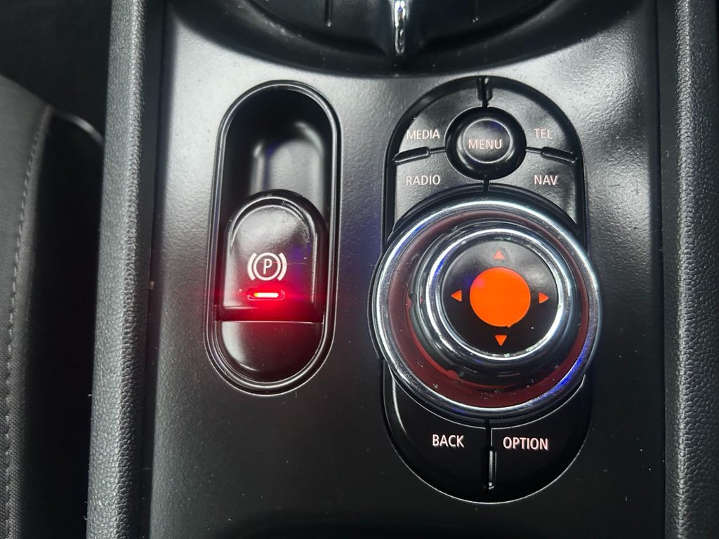 Used MINI Clubman 2017 for sale - 76535927: Photo 21