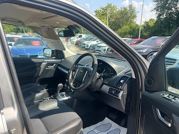 Used Land Rover Freelander 2009 for sale - 79178134: Photo