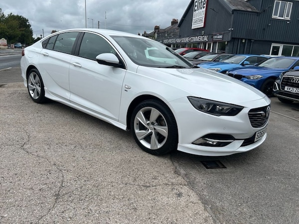Used Vauxhall Insignia 2019 for sale - 75665917: Photo 1