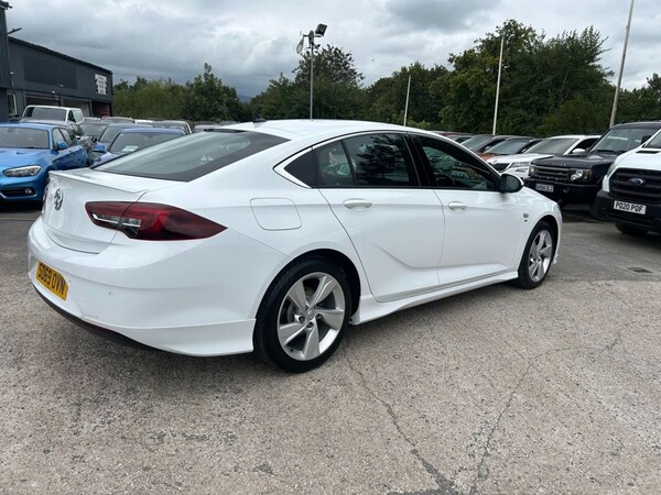 Used Vauxhall Insignia 2019 for sale - 75665917: Photo 3