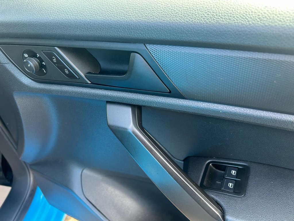 Used Volkswagen Caddy Maxi 2015 for sale - 78069306: Photo 18