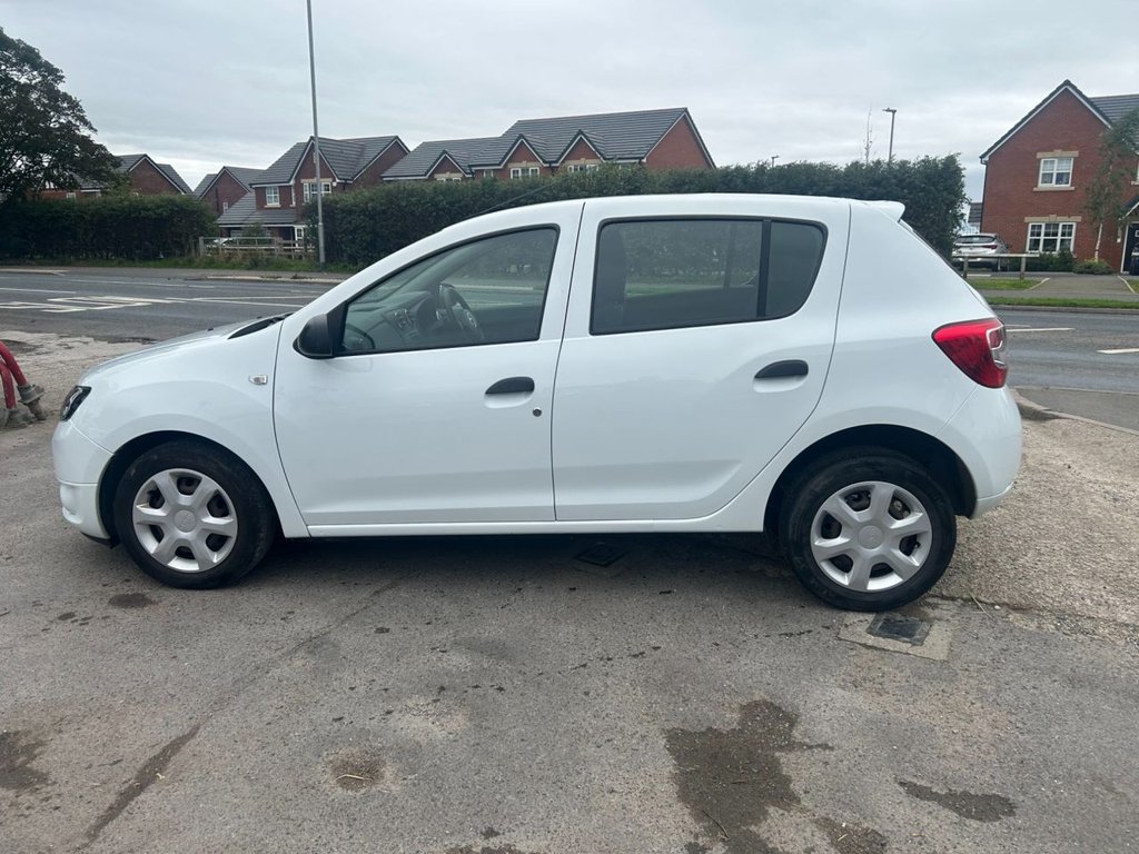 Used Dacia Sandero 2016 for sale - 76010200: Photo 6