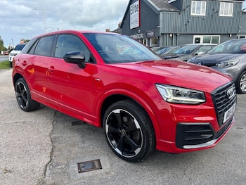 Audi - Q2