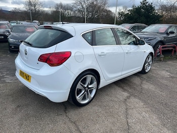 Used Vauxhall Astra 2015 for sale - 77534570: Photo