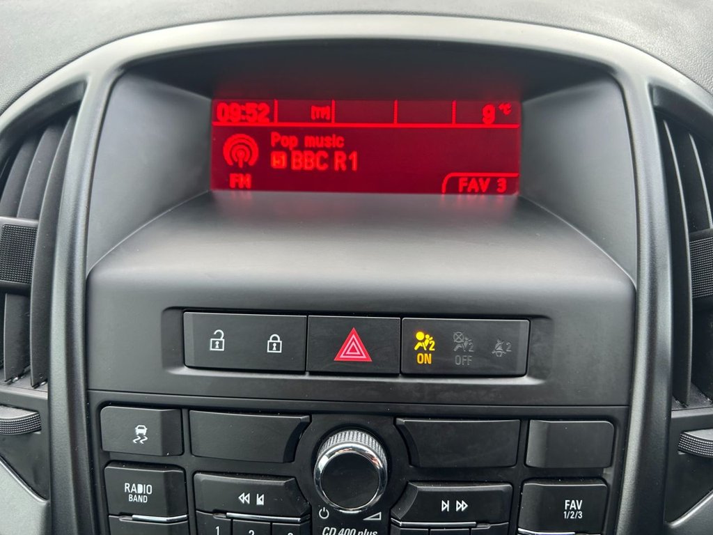 Used Vauxhall Astra 2015 for sale - 77534570: Photo 9