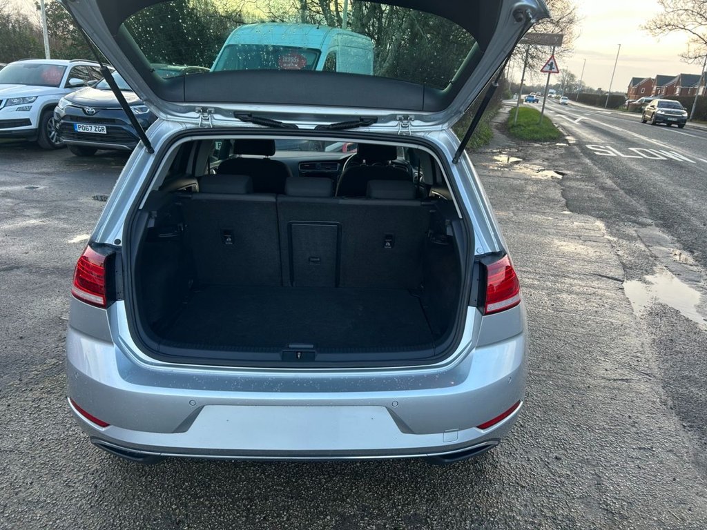 Used Volkswagen Golf 2019 for sale - 77027450: Photo 24