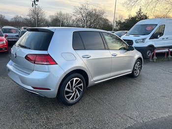 Used Volkswagen Golf 2019 for sale - 77027450: Photo