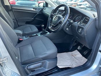 Used Volkswagen Golf 2019 for sale - 77027450: Photo