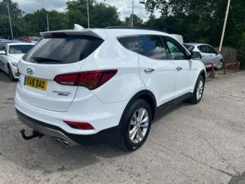 Used Hyundai Santa Fe 2016 for sale - 74784759: Photo