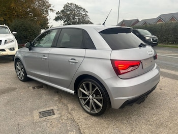 Used Audi A1 2016 for sale - 76304232: Photo 2