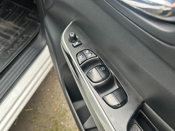 Used Nissan Navara 2017 for sale - 76291495: Photo 25
