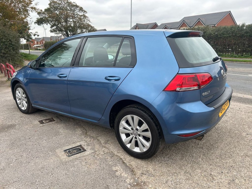 Used Volkswagen Golf 2013 for sale - 76291236: Photo 2