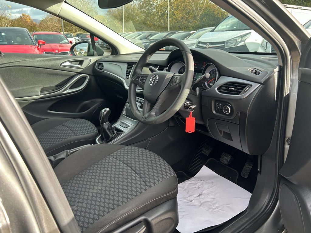 Used Vauxhall Astra 2018 for sale - 76407012: Photo 4