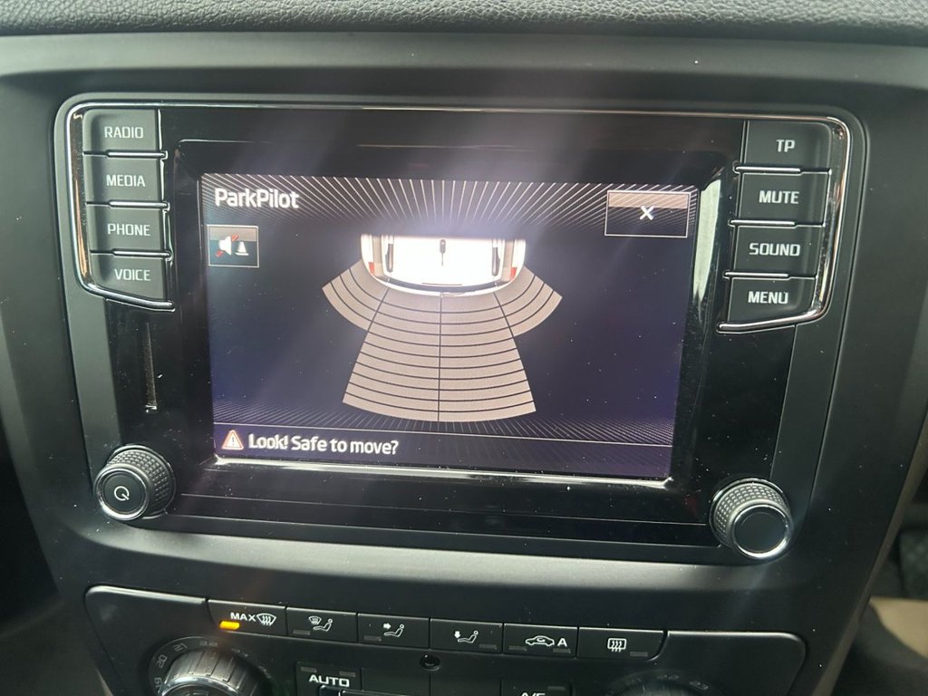 Used Skoda Yeti 2015 for sale - 76172949: Photo 8